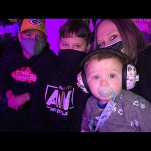 Meet your Posher, Caroline